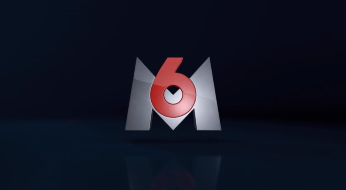 Logo M6 Logo M6 gris et rouge sur fond bleu pour illustration projets mixage et postproduction sonore audiovisuel Soundlab Studios